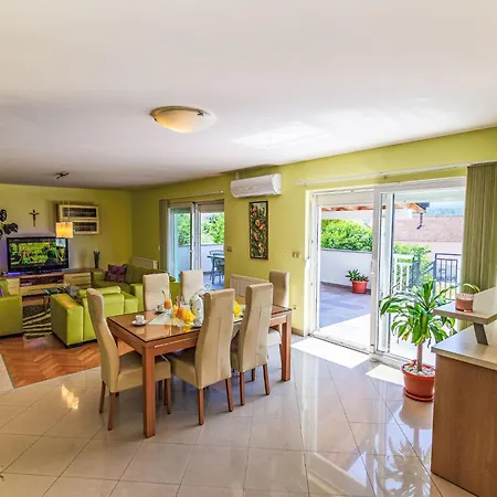 Oasis By Interhome *